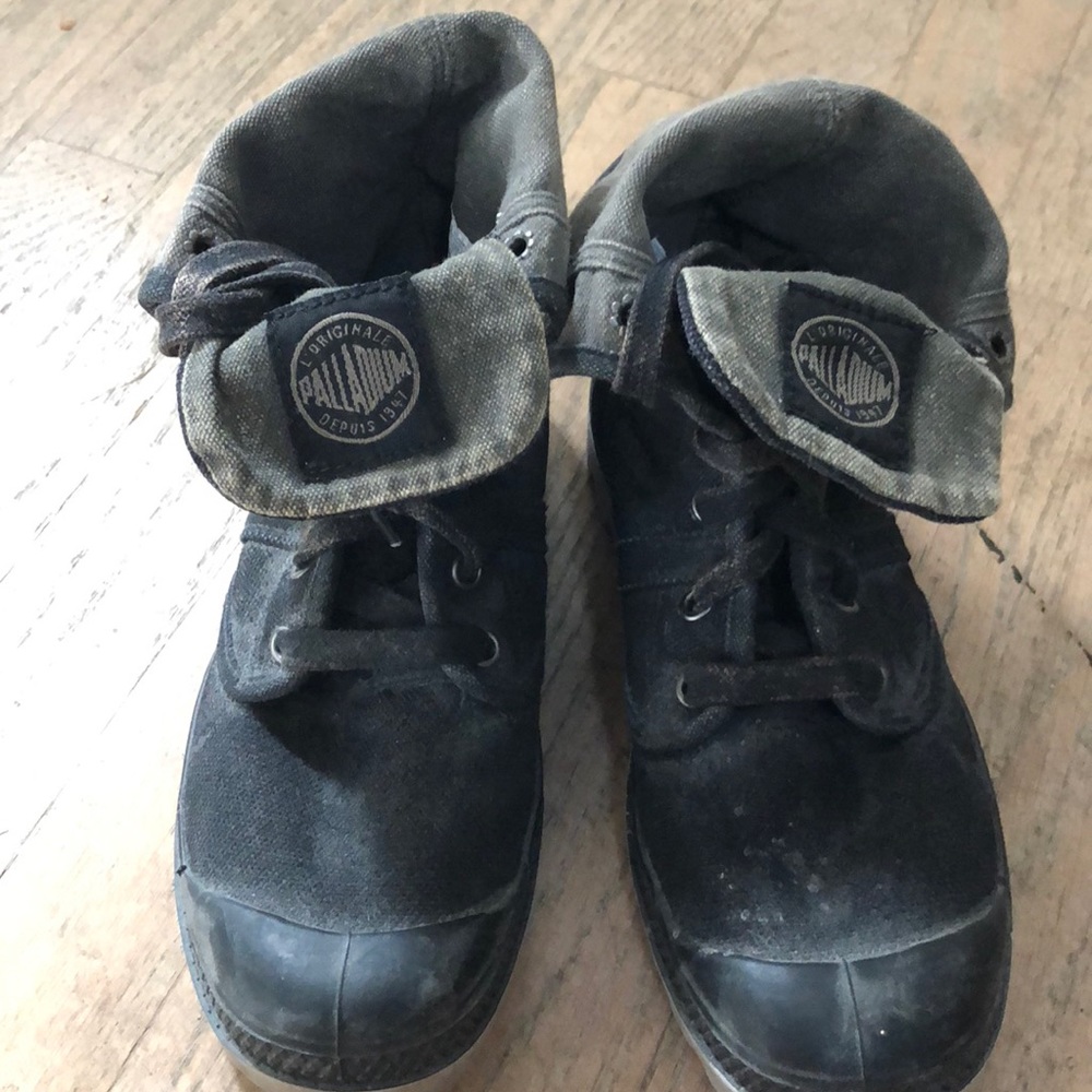 Palladium women’s boots